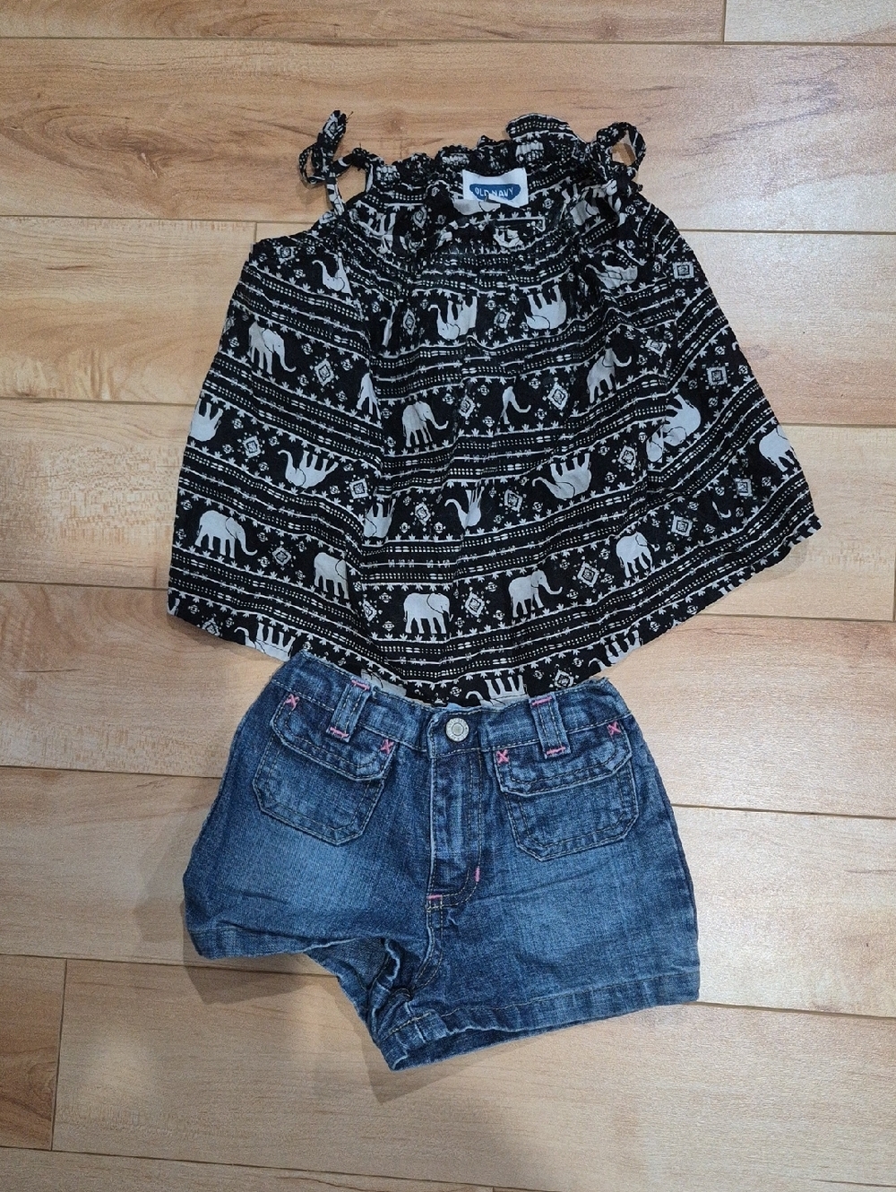 Girls Size 18-24m Old Navy Black and White Printed Halter Top and Jeans Shorts